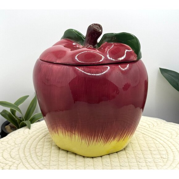 Ceramic Red Apple Cookie Jar With Lid - Hand-Painted Design Made In China - Picture 8 of 9